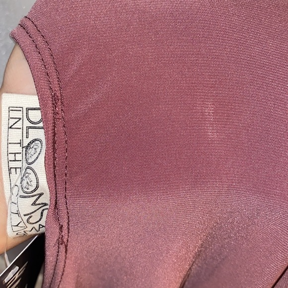 Blooms in the City Asymmetrical Tunic Tee - Picture 12 of 12